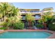 2 bedroom apartment with pool and short walk to the beach